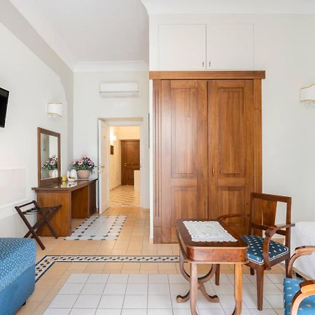 Rosa Magra Guest House Sorrento Esterno foto