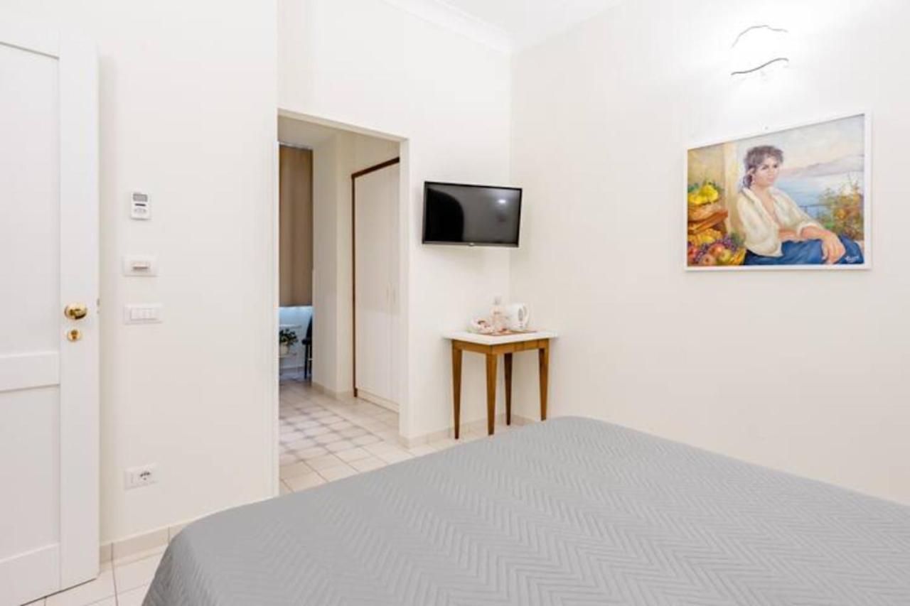 Rosa Magra Guest House Sorrento Esterno foto